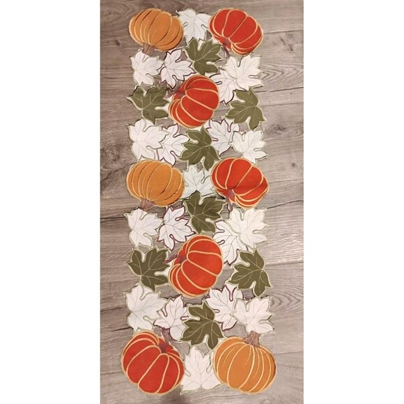 Fall Harvest Placemats & Table Runner Maple Leaves Autumn Pumpkins Thanksgiving - Picture 8 of 10